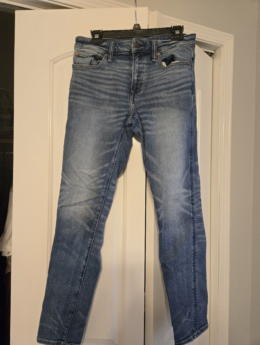 Classic Men's Blue Slim Jeans